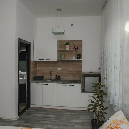 Jes 아파트 레스코바츠